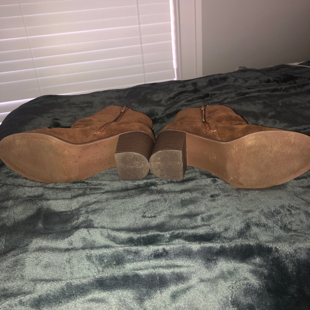 Universal Thread Tan/Brown Booties - image 5